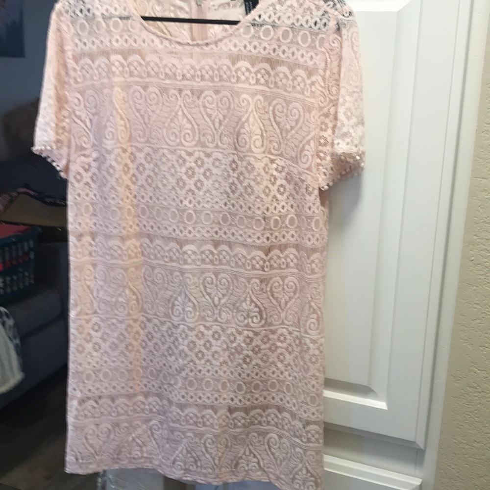 Forever 21 light pink/blush lace dress NWT